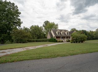 1227 Rhotons Chapel Rd, Manchester, TN 37355