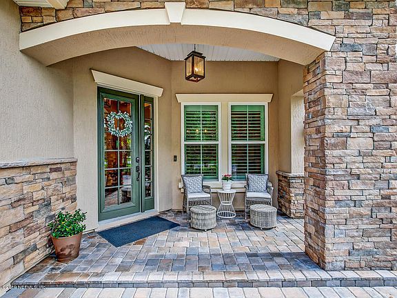 5th image of 605 Eagle Rock Dr