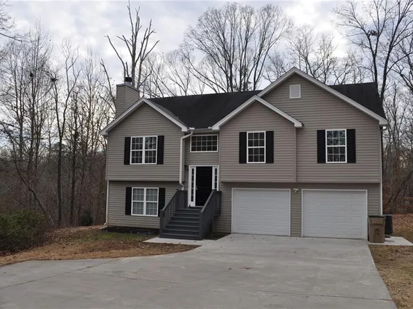 2804 Sawyer Mill Dr, Gainesville, GA 30507