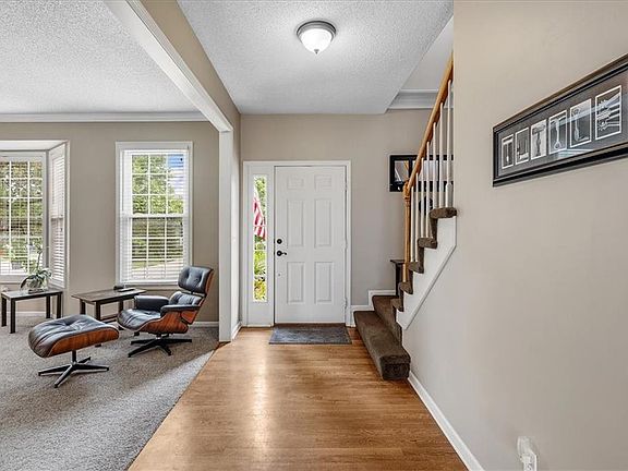 3rd image of 21606 W 49th St