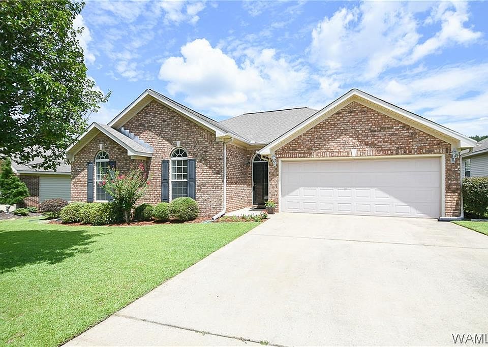 1st image of 12391 Huntington Village Dr
