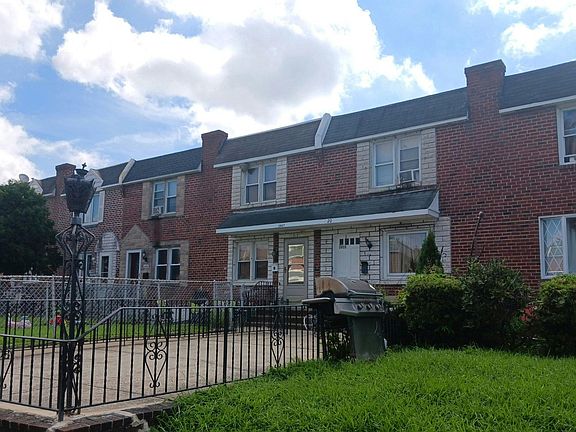 2nd image of 2057 Kent Rd