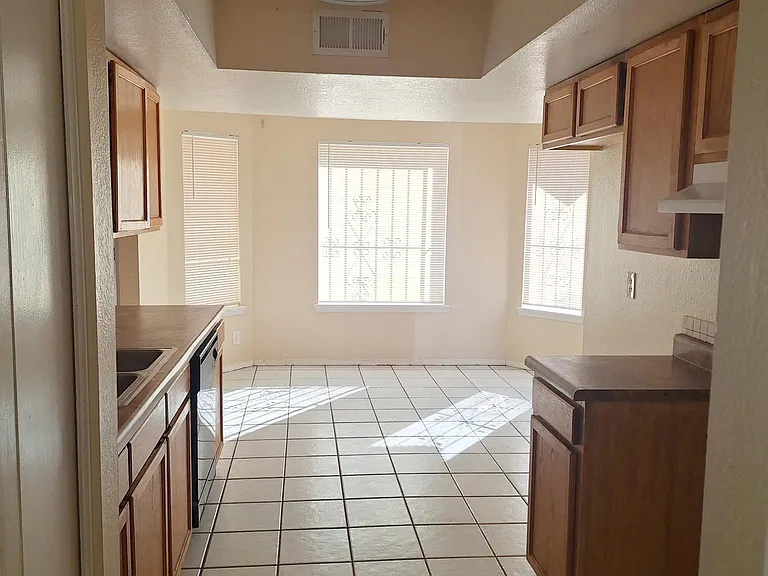 6944 Ramada Dr — Photo 5