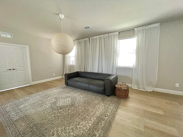 2624 Wellington Ln — Photo 13