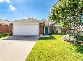 12232 Silvermist Trl, Burleson, TX 76028