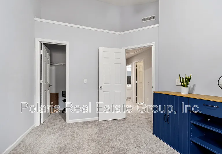 9439 Tanhurst Dr — Photo 21