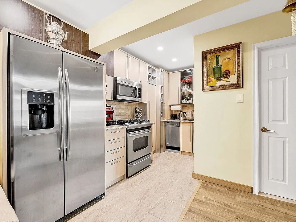 2800 Coyle St Brooklyn NY | Zillow