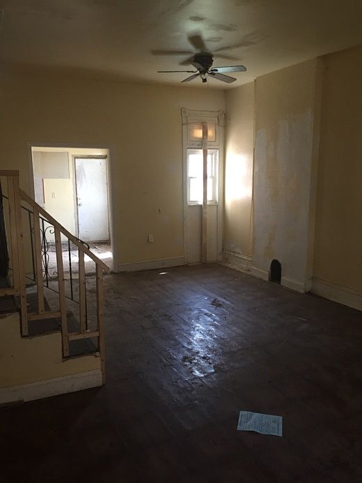 2nd image of 2518 W York St