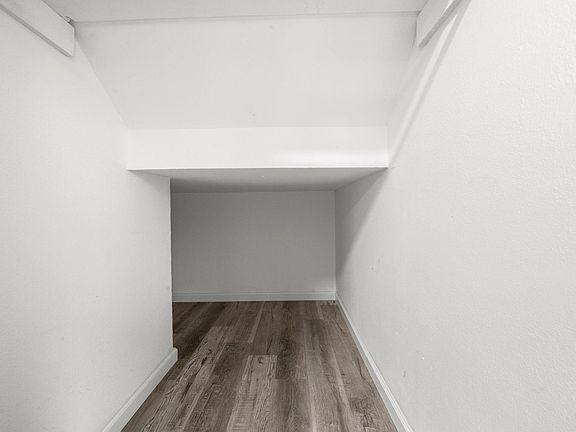 4th image of 6518 Craigway Rd