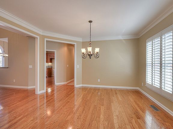 5th image of 5617 Cloverland Park Dr