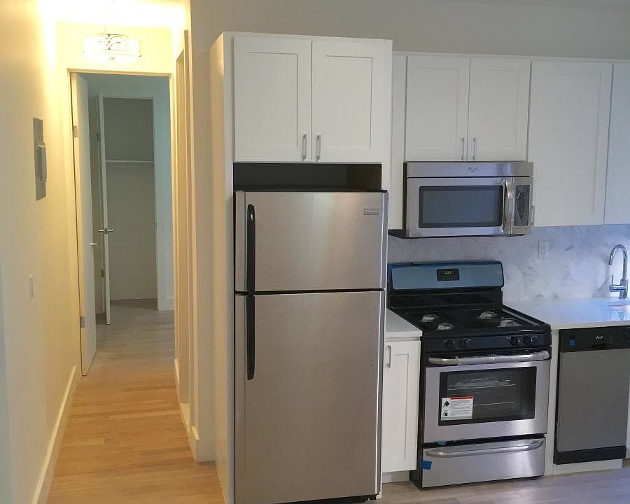 1st image of 1356 Pacific St APT 3A