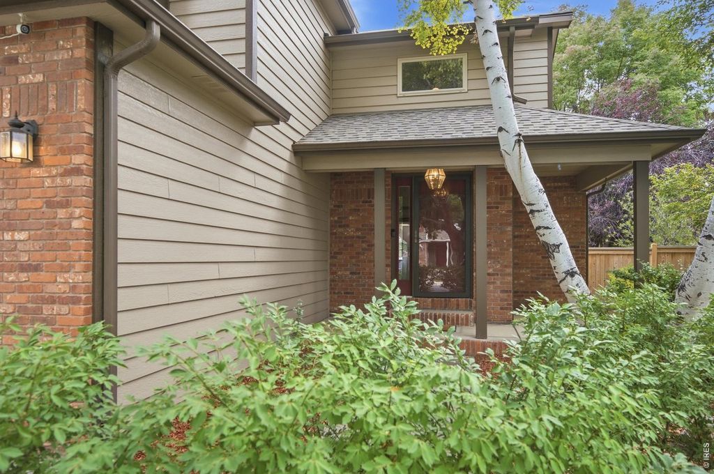 2488 Anemonie Ct