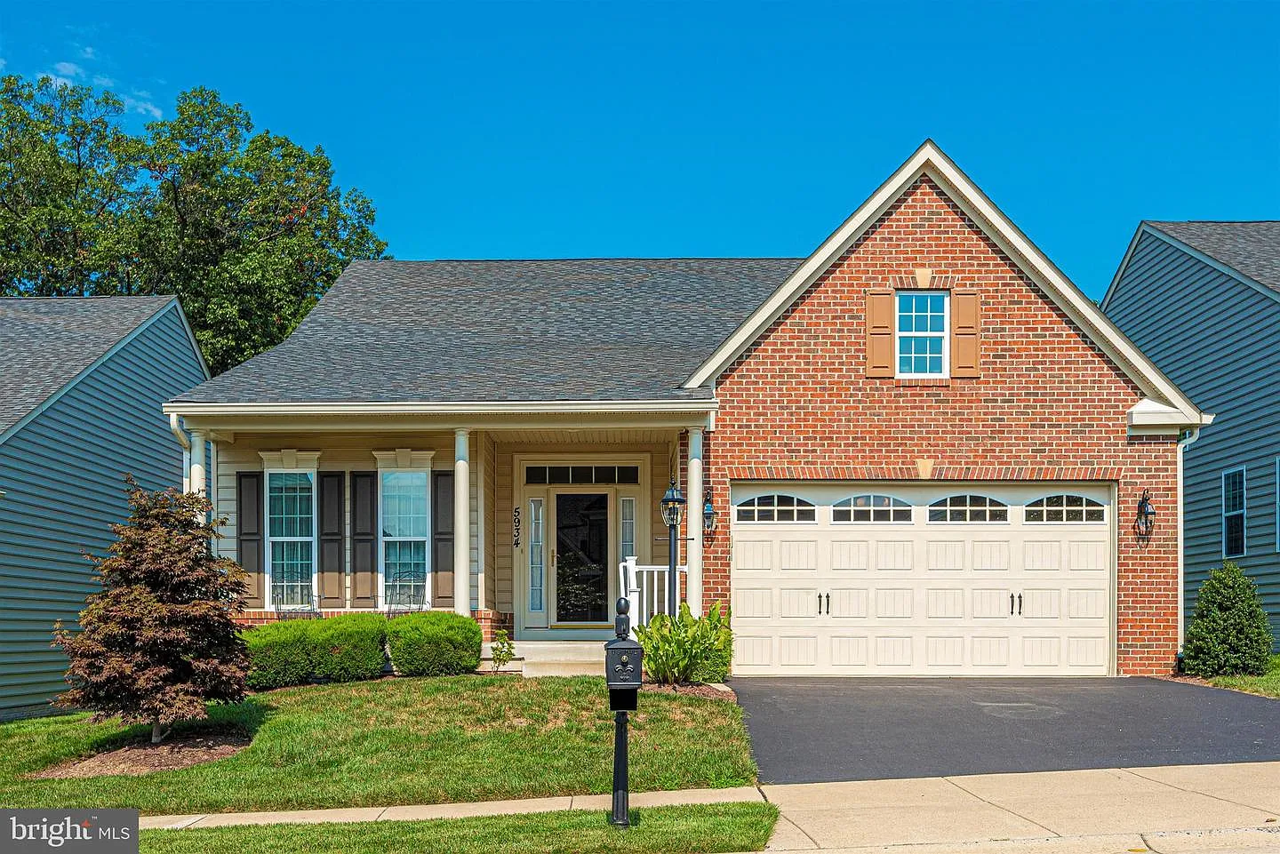 5934 Jacobean Pl photo 1