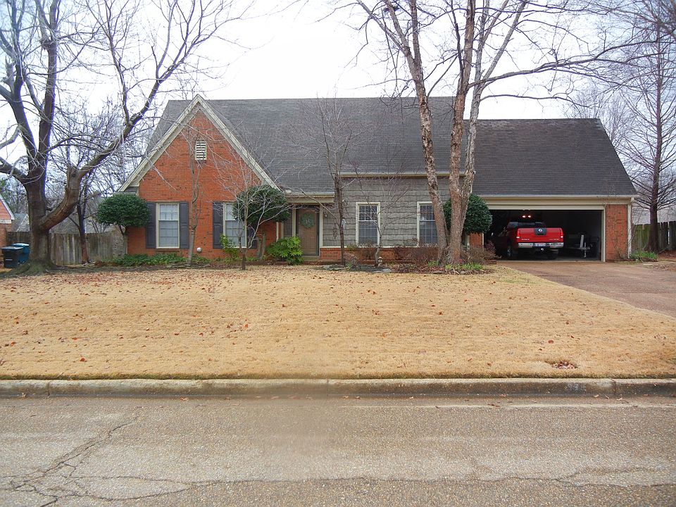 1st image of 398 Oakleigh Dr