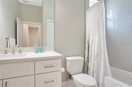 741 Grand Cypress Ln — Photo 9
