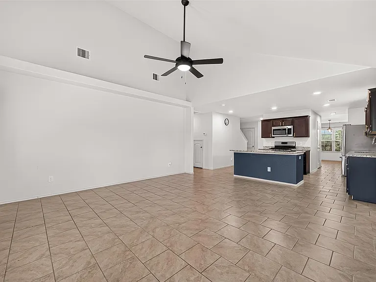 23718 Water Hickory Dr — Photo 7