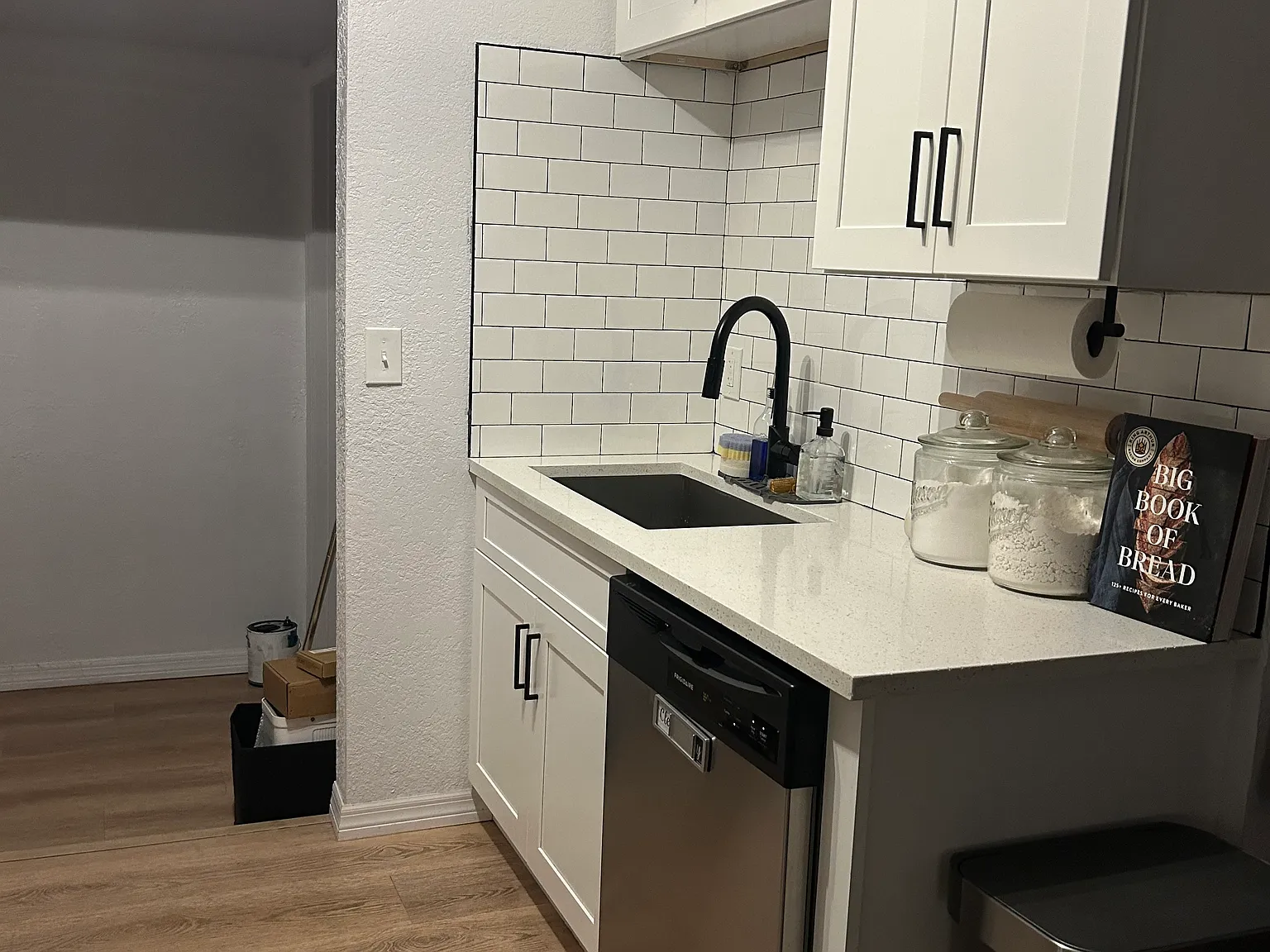 4 bed, 1098 sqft, $2,600 — Photo 4