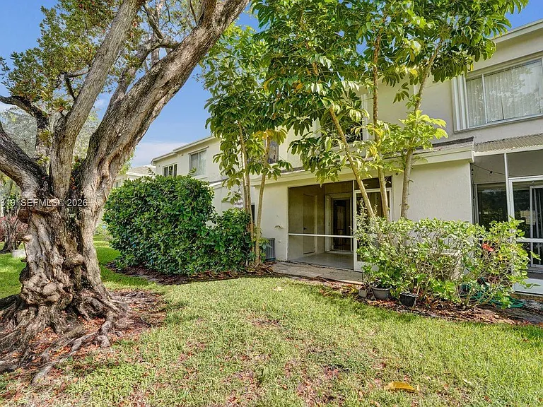 43 Simonton Cir — Photo 30
