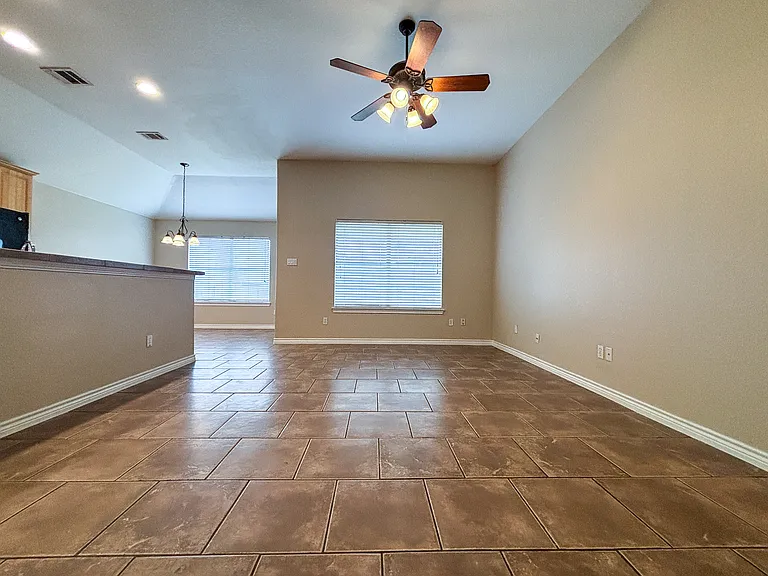 3028 Douglas Fir Dr — Photo 5
