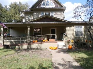 201 NE 6th St, Abilene, KS 67410
