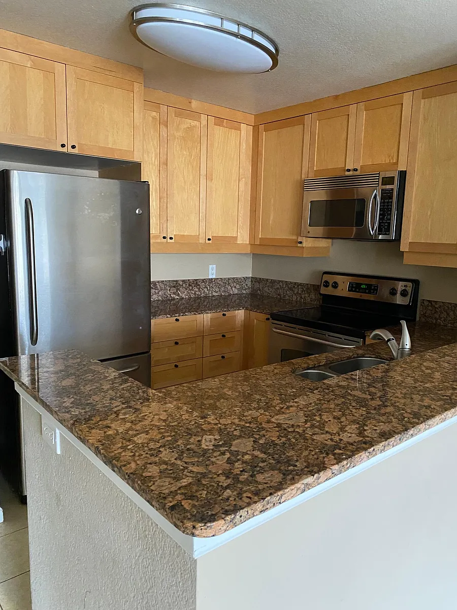 Building Photo - 3440 Lebon Dr #4220