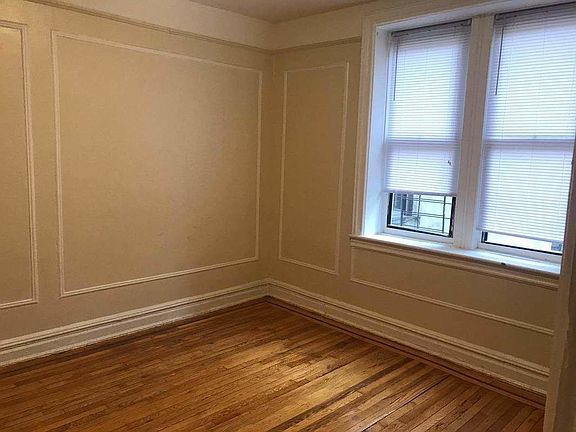 3rd image of 179 Linden Blvd APT 4K