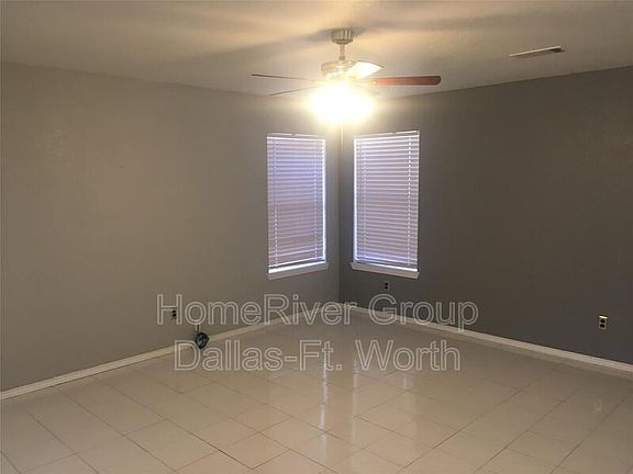 3rd image of 9639 Stonewood Dr