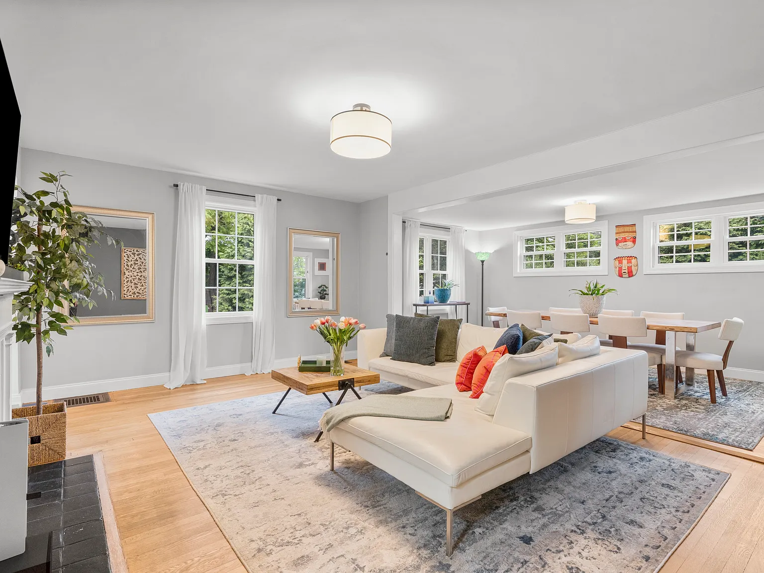 3 bed, 2100 sqft, $7,000 — Photo 1