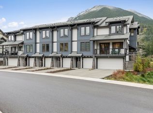 2010 SE 12th St, North Bend, WA 98045