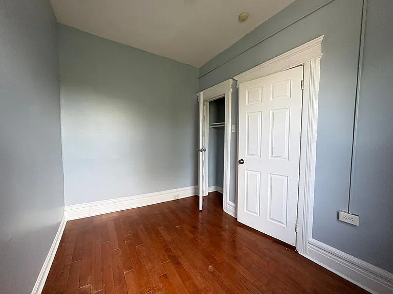 75 Carnegie Ave #11 — Photo 3