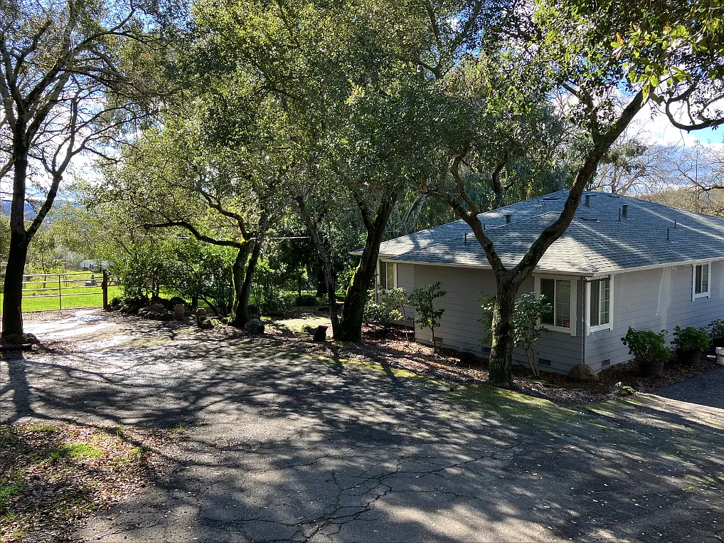 3 bed, 1650 sqft, $3,850 — Photo 3