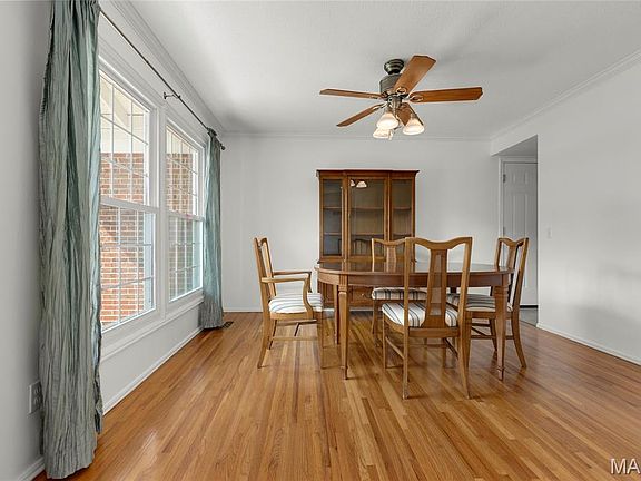 5th image of 271 Glen Hollow Dr