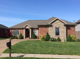 5812 Waterstone Dr, Newburgh, IN 47630