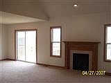 2nd image of 1422 Hickory Ln
