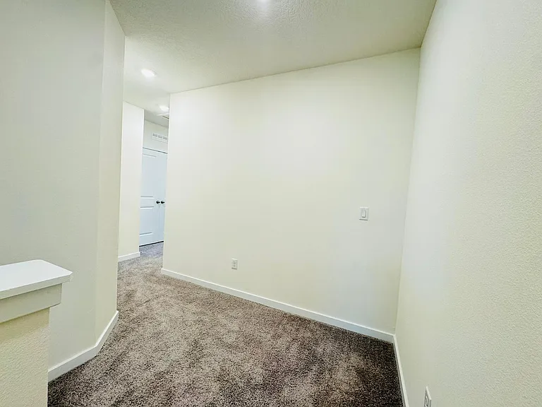 3474 Chroma St — Photo 15