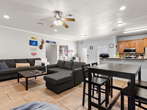 5th image of 108 Overture Ct