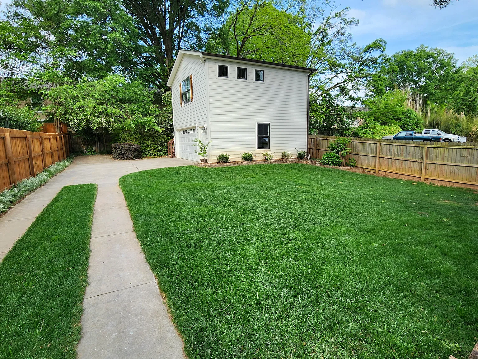 4231 Craig Ave — Photo 2