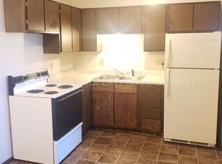 4201 S West Ave APT 8, Sioux Falls, SD 57105