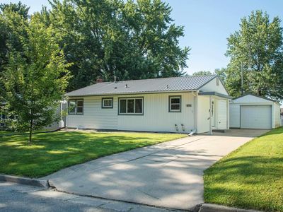 1317 3rd Ave SW, Waverly, IA, 50677