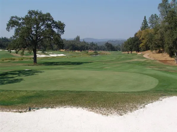 12867 Austin Forest Cir, Auburn, CA 95602