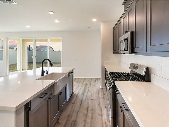 4th image of 30883 Treetop Lane Murrieta Ca