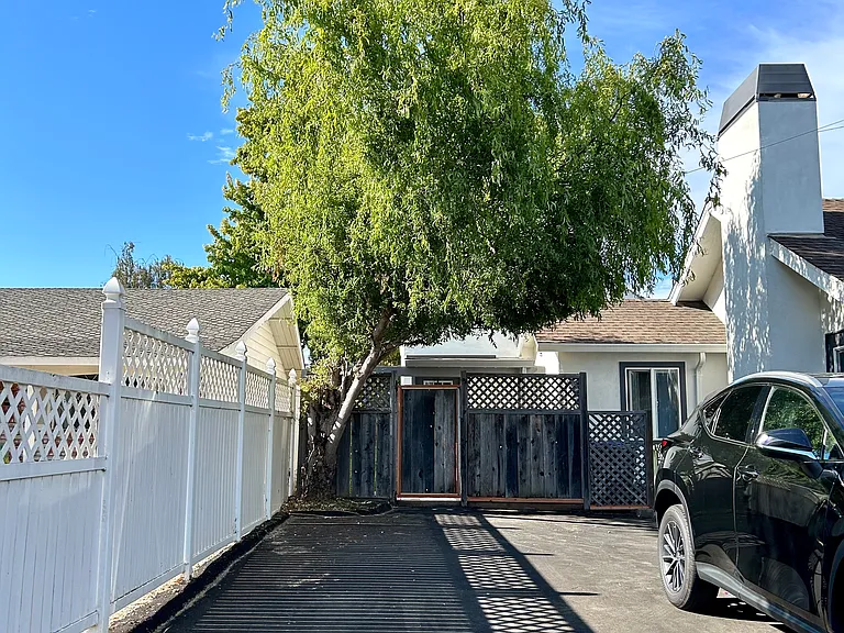 1465 Rodriguez St #B — Photo 13