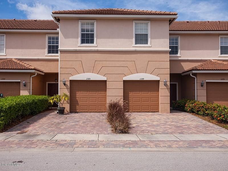 1st image of 1185 Normandie Way