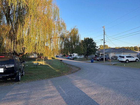5th image of 209 Cottonwood Dr