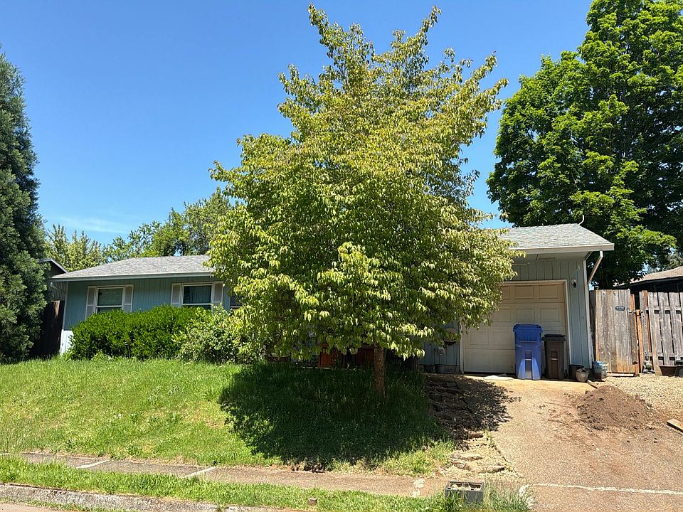 1st image of 39735 Wolf Dr