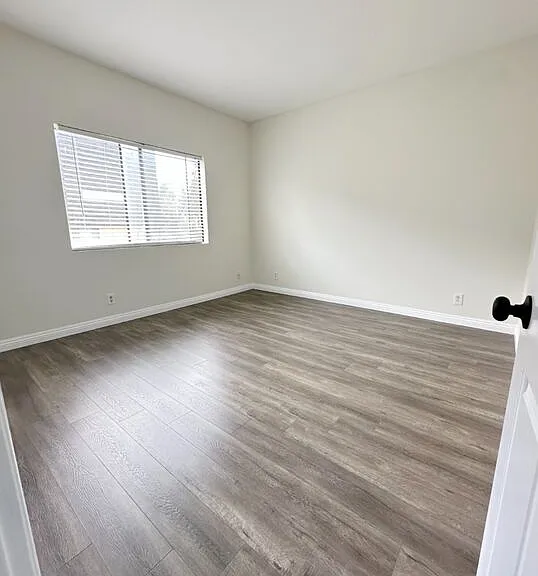 424 S Westmoreland Ave #205 — Photo 3