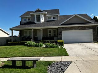 199 W Arbor Dr, Saratoga Springs, UT 84045