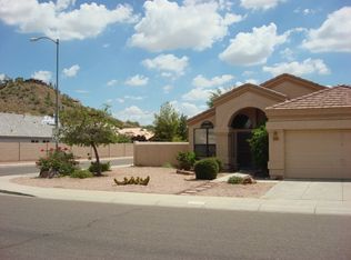 2145 E Menadota Dr, Phoenix, AZ 85024