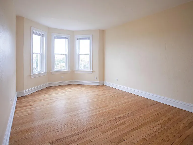 Dining/Living room
