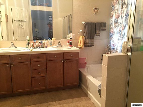 5th image of 1054 Brierwood Ln